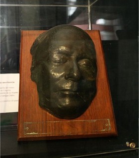 Máscara mortuoria de Justo José de Urquiza