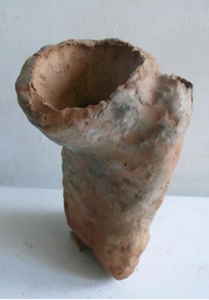 Molde refractario a mano con pasta orgánica