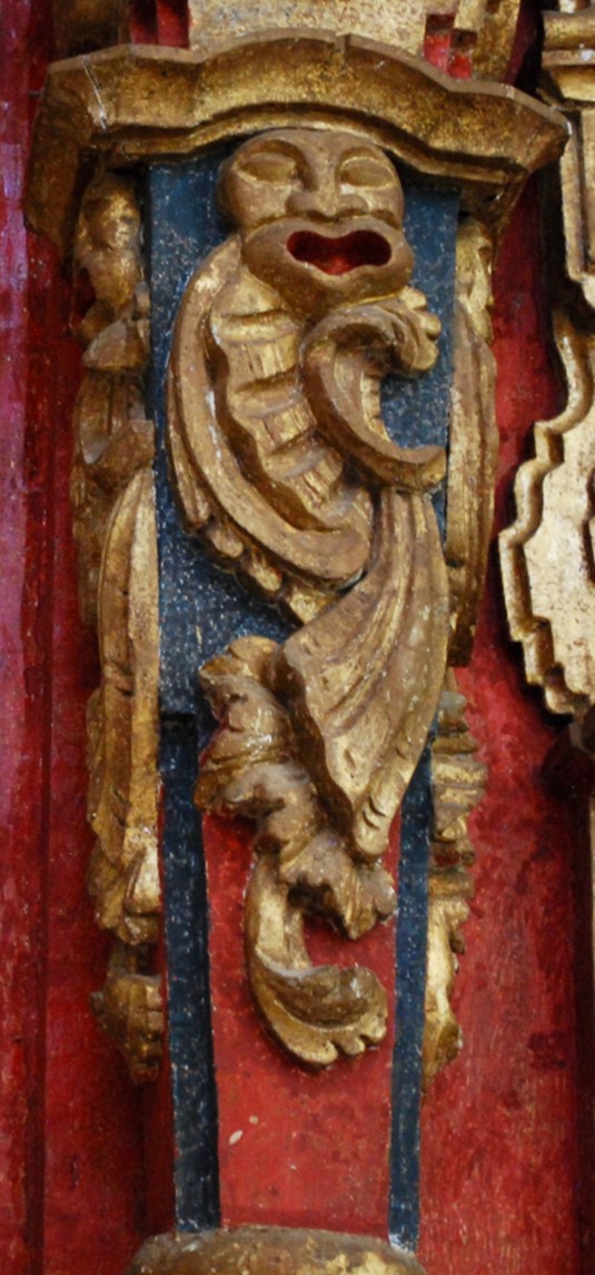 Decoración del estipo. Talla en madera, autor desconocido, s. XVIII. Colateral de la Virgen de la Candelaria, Tecoh. 2015